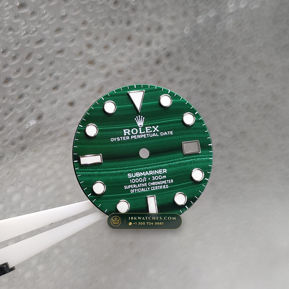 Rolex Submariner Date 40mm Custom Malachite Stone Dial Ref. 116610LV — Studio Gallery Plate V in 904L Stainless Steel Custom Architecture (156.8g Verified Mass, Rolex Manufacture Cal. 3135)