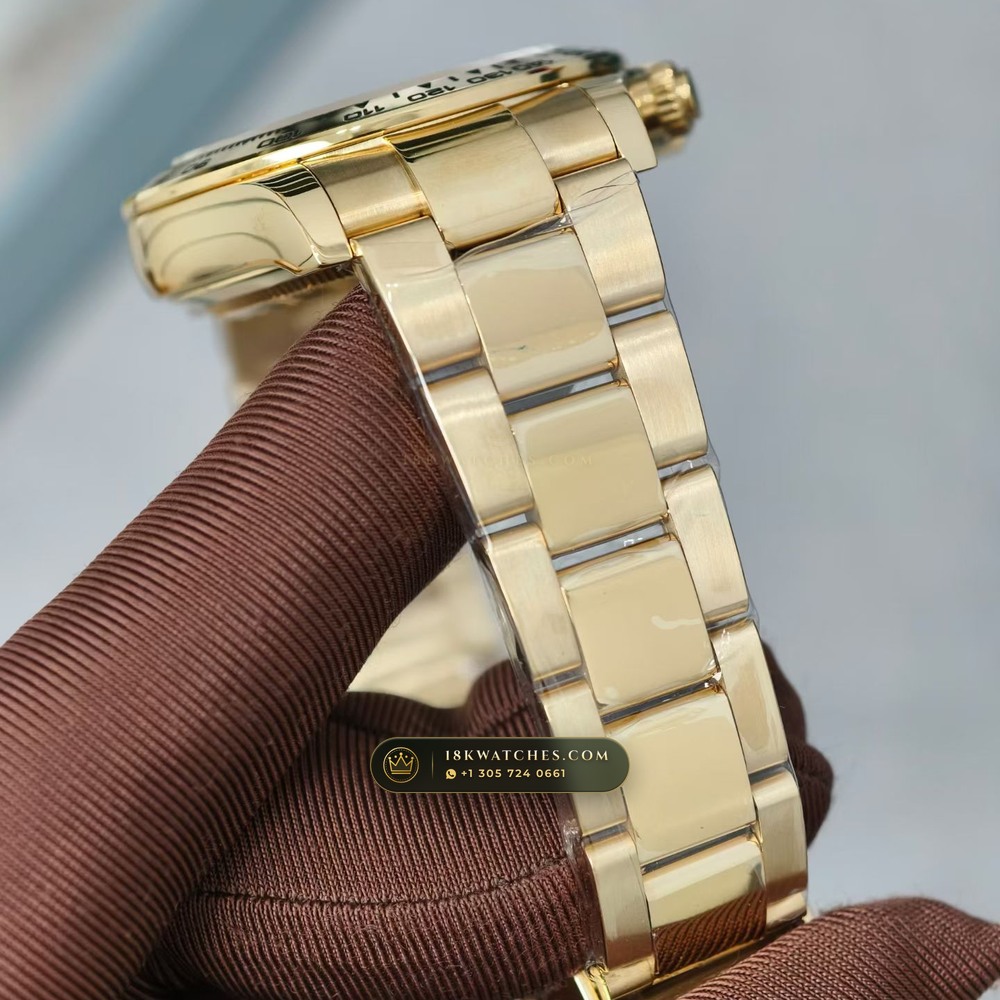 Rolex Cosmograph Daytona 18K Yellow Gold Ref. 126508 — Studio Gallery Plate VI in 18K Yellow Gold Au750 (216.5g Verified Mass, Rolex Manufacture Cal. 4131 - 72h Power Reserve)