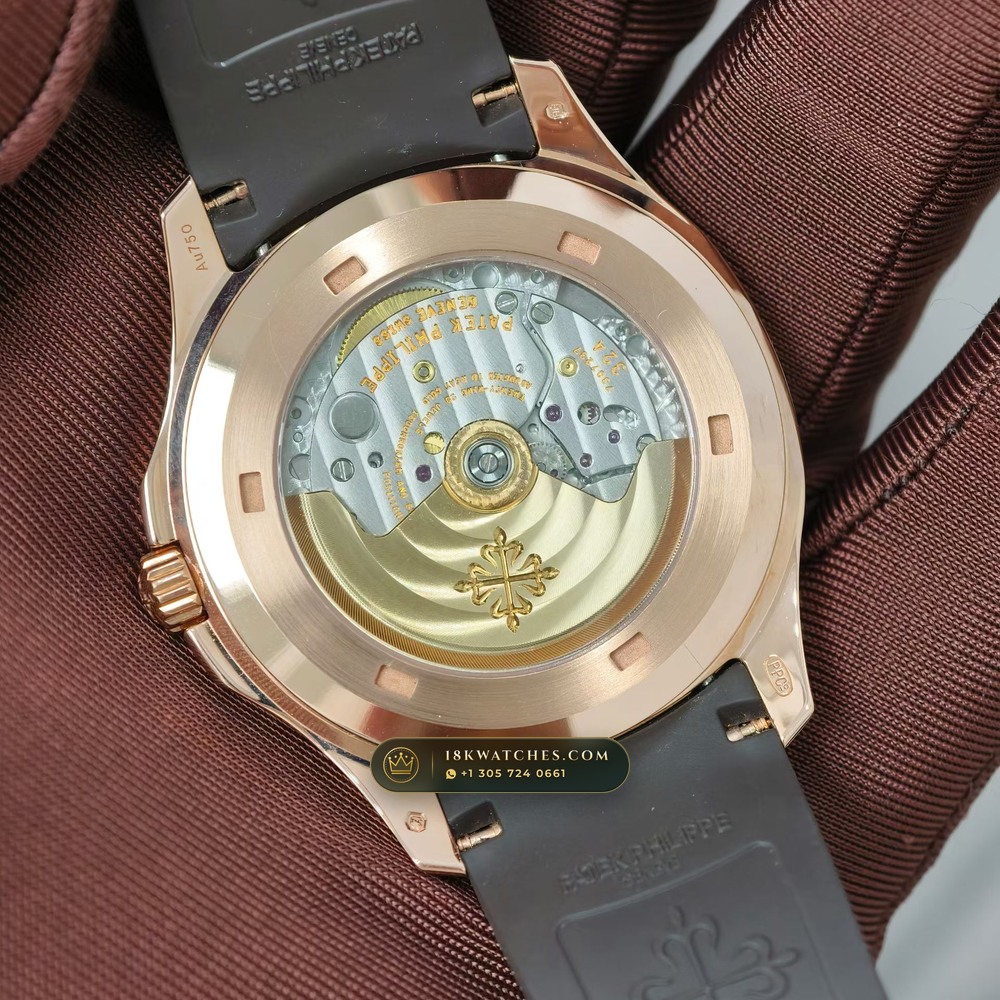 Patek Philippe Aquanaut Extra-Large Self-Winding 18K Rose Gold Ref. 5167R — Studio Gallery Plate VII in 18K Rose Gold Au750 (108.7g Verified Mass, Patek Philippe Cal. 324 S C - 21K Gold Rotor)