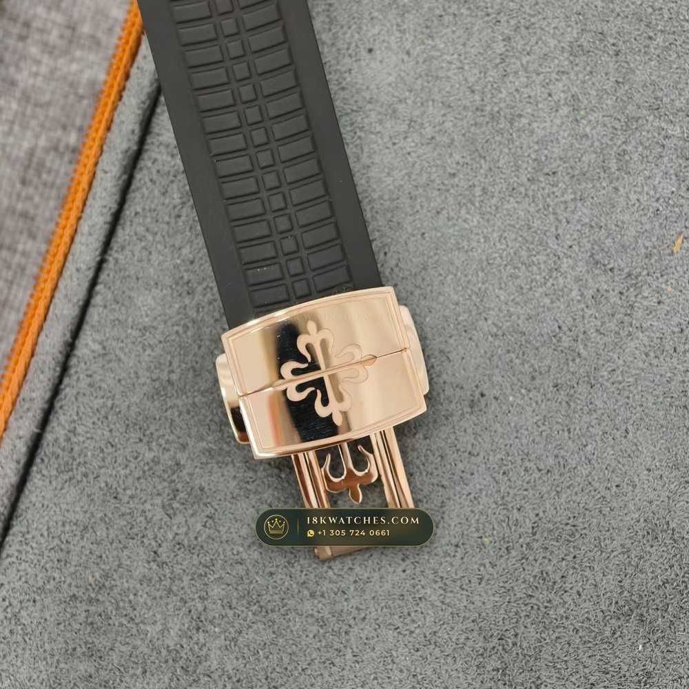 Patek Philippe Aquanaut Extra-Large Self-Winding 18K Rose Gold Ref. 5167R — Studio Gallery Plate IX in 18K Rose Gold Au750 (108.7g Verified Mass, Patek Philippe Cal. 324 S C - 21K Gold Rotor)