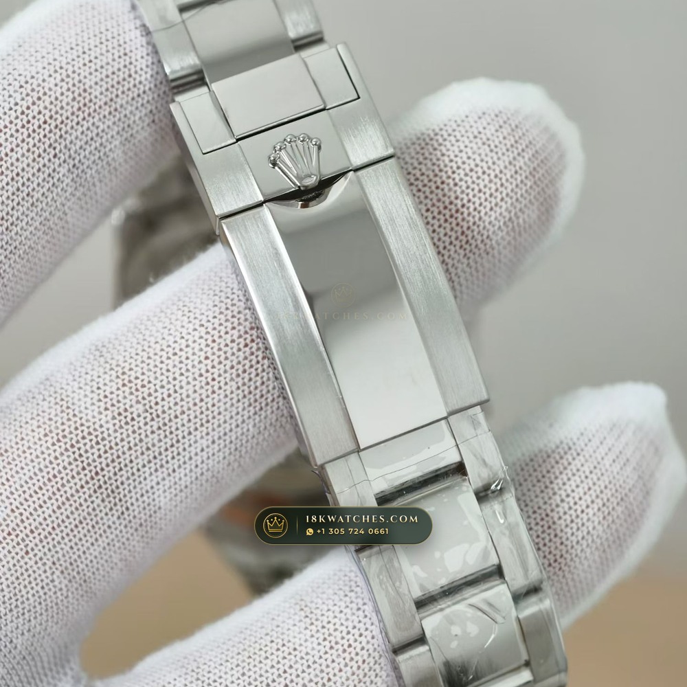 Rolex Cosmograph Daytona 18K White Gold Ref. 126509 — Studio Gallery Plate V in 18K White Gold Au750 (216.7g Verified Mass, Rolex Manufacture Cal. 4131 - 72h Power Reserve)