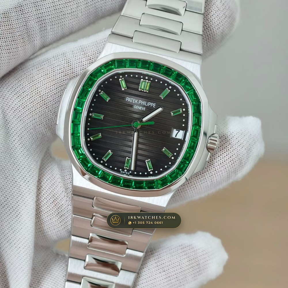 Patek Philippe Nautilus Self-Winding Baguette Emerald Bezel 950 Platinum Ref. 5711/113P-001 — Studio Gallery Plate III in 950 Platinum Pt950 (245.4g Verified Mass, Patek Philippe Cal. 26-330 S C / Cal. 324 S C - 21K Gold Rotor)