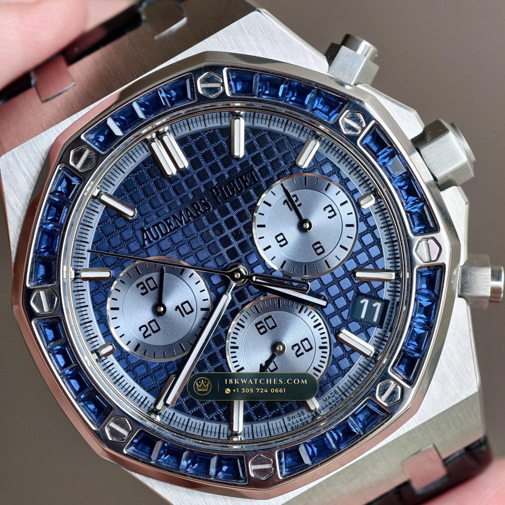 Audemars Piguet Royal Oak Selfwinding Chronograph 41mm Diamond-Set Bezel 18K White Gold Ref. 26240BC.SS.1320BC.01 — Studio Gallery Plate IV in 18K White Gold Au750 (158.7g Verified Mass, Audemars Piguet Cal. 4401 Flyback Chronograph)