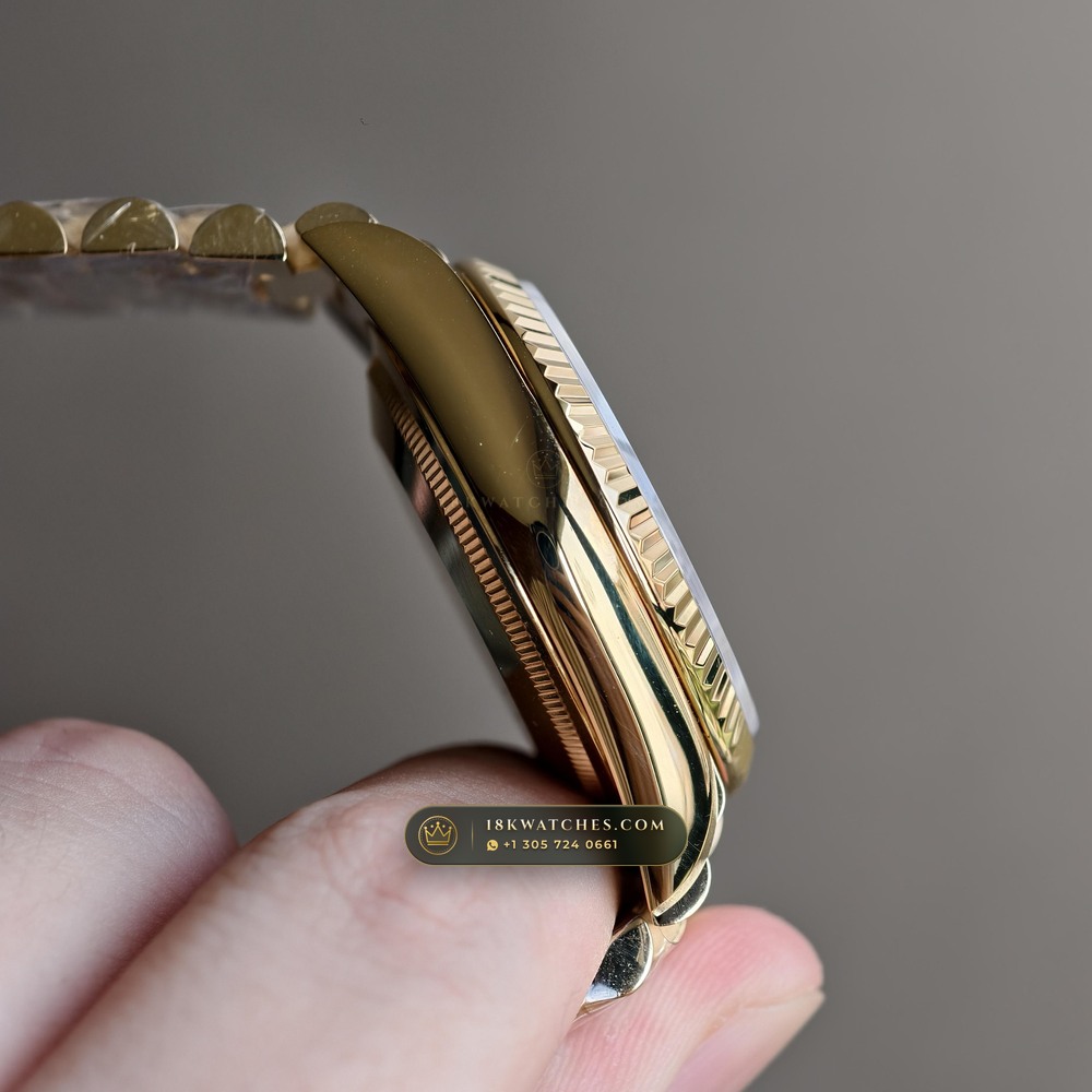 Rolex Day-Date 36 Natural Ferrite Stone Dial 18K Yellow Gold Ref. 18238 — Studio Gallery Plate IV in 18K Yellow Gold Au750 (141.5g Verified Mass, Rolex Manufacture Cal. 3155)