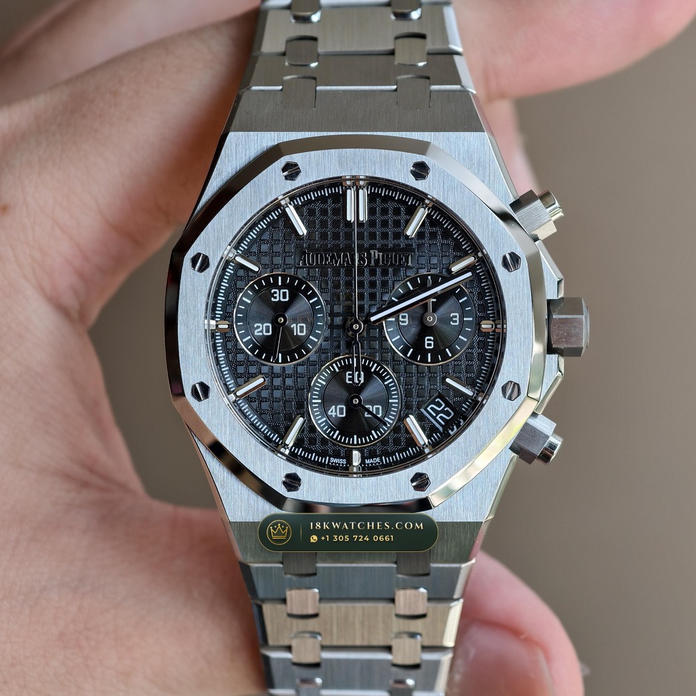 Audemars Piguet Royal Oak Selfwinding Chronograph 41mm Ref. 26240ST