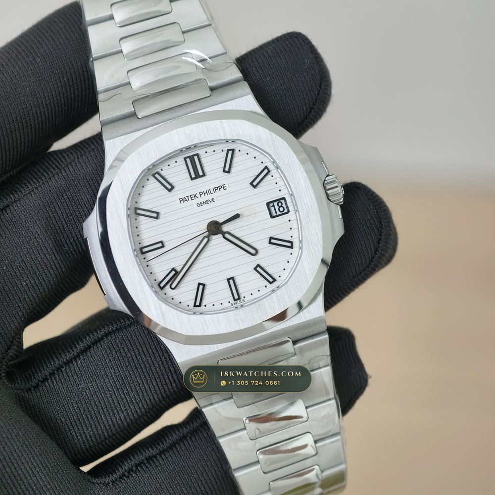 Patek Philippe Nautilus Self-Winding Ref. 5711/1A-011 — Studio Gallery Plate III in 904L Stainless Steel Custom Architecture (114.6g Verified Mass, Patek Philippe Cal. 26-330 S C / Cal. 324 S C - 21K Gold Rotor)