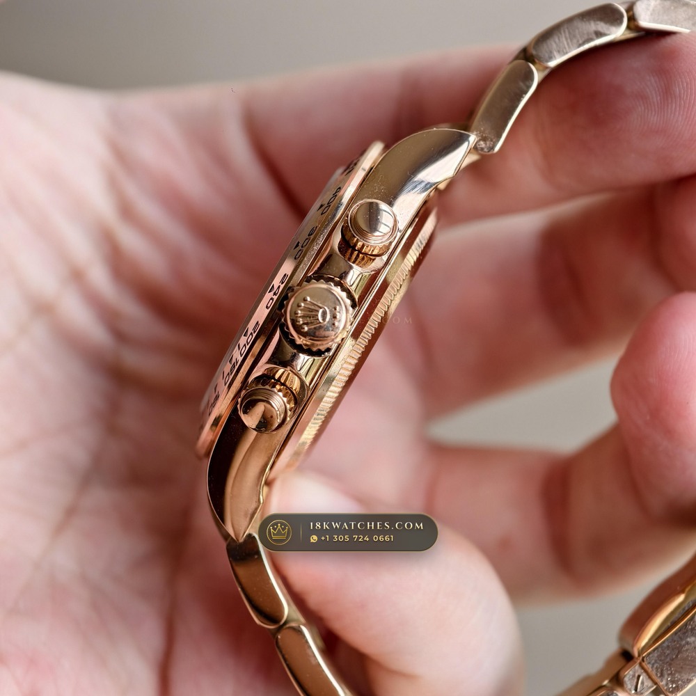 Rolex Cosmograph Daytona 18K Everose Gold Ref. 116505 — Studio Gallery Plate V in 18K Rose Gold Au750 (216.6g Verified Mass, Rolex Manufacture Cal. 4130 - 72h Power Reserve)