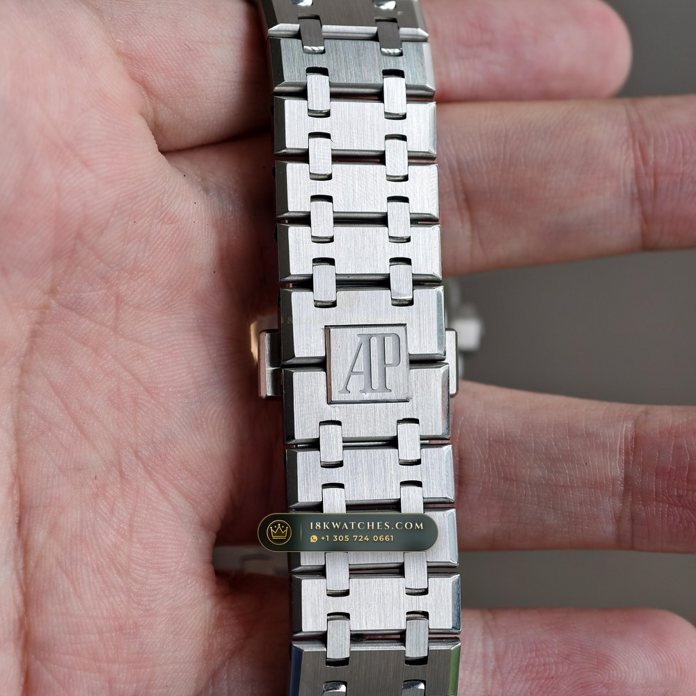 Audemars Piguet Royal Oak Selfwinding Chronograph 41mm Custom Tapestry Dial Deep Crystal Optics Ref. 26240ST — Studio Gallery Plate XI in 904L Stainless Steel Custom Architecture (180.6g Verified Mass, Audemars Piguet Cal. 4401 Flyback Chronograph)