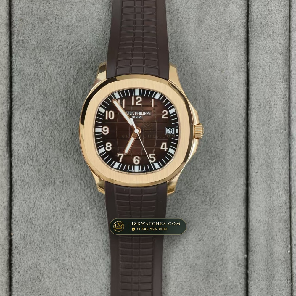 Patek Philippe Aquanaut Extra-Large Self-Winding 18K Rose Gold Custom SW Dial Free-Sprung Calibre Ref. 5167R
