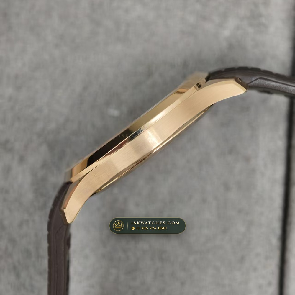 Patek Philippe Aquanaut Extra-Large Self-Winding 18K Rose Gold Custom SW Dial Free-Sprung Calibre Ref. 5167R — Studio Gallery Plate VI in 18K Rose Gold Au750 (108.2g Verified Mass, Patek Philippe Cal. 324 S C - 21K Gold Rotor)