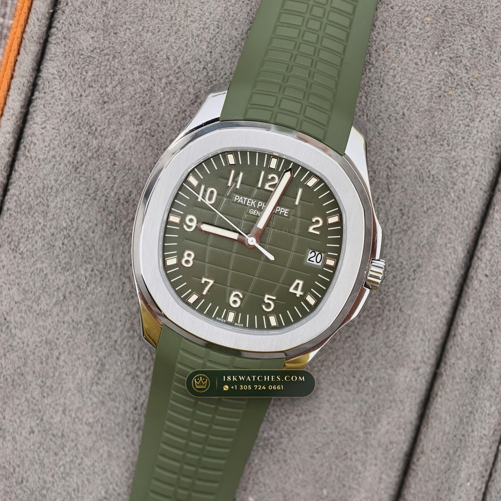 Patek Philippe Aquanaut Jumbo 42.2mm 18K White Gold Free-Sprung Calibre Ref. 5168G — Studio Gallery Plate III in 18K White Gold Au750 (120.4g Verified Mass, Patek Philippe Cal. 324 S C - 21K Gold Rotor)