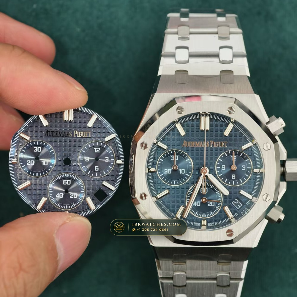 Audemars Piguet Royal Oak Selfwinding Chronograph 41mm Custom Tapestry Dial 22K Gold Rotor Ref. 26240ST