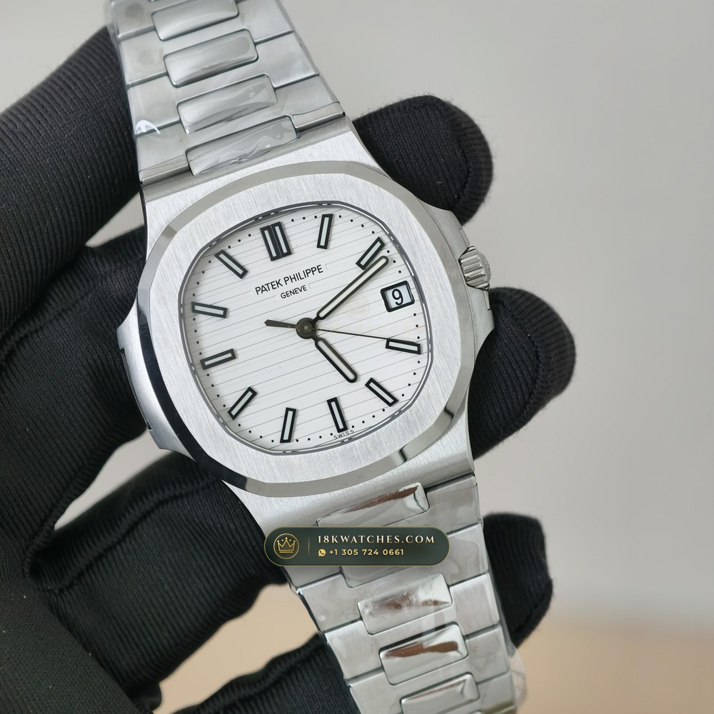 Patek Philippe Nautilus Self-Winding Ref. 5711A — Studio Gallery Plate II in 904L Stainless Steel Custom Architecture (115.0g Verified Mass, Patek Philippe Cal. 26-330 S C / Cal. 324 S C - 21K Gold Rotor)