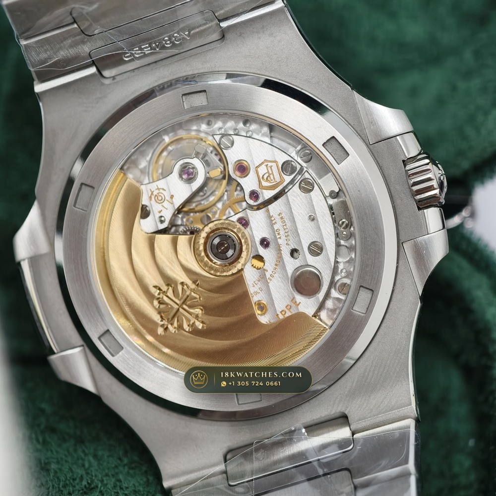Patek Philippe Nautilus Self-Winding Ref. 5711A — Studio Gallery Plate VI in 904L Stainless Steel Custom Architecture (115.0g Verified Mass, Patek Philippe Cal. 26-330 S C / Cal. 324 S C - 21K Gold Rotor)