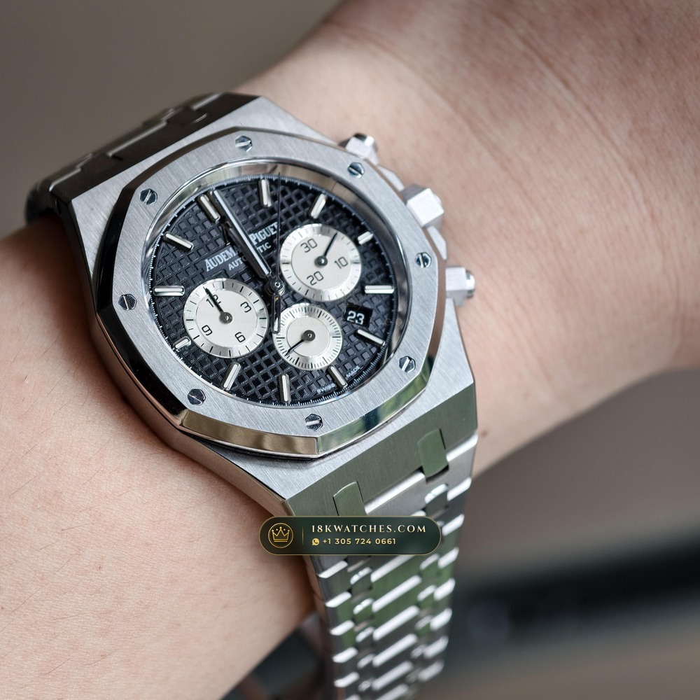 Audemars Piguet Royal Oak Selfwinding Chronograph 41mm Ref. 26331ST.OO.1220ST.02 — Studio Gallery Plate VIII in 904L Stainless Steel Custom Architecture (180.5g Verified Mass, Audemars Piguet Cal. 2385 Column-Wheel Chronograph)