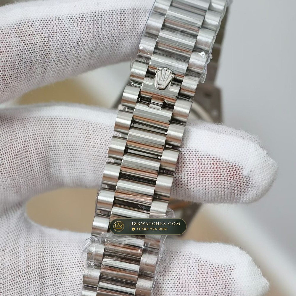 Rolex Day-Date 36 18K White Gold Ref. 128239 — Studio Gallery Plate VII in 18K White Gold Au750 (183.4g Verified Mass, Rolex Manufacture Cal. 3255 - 70h Power Reserve)