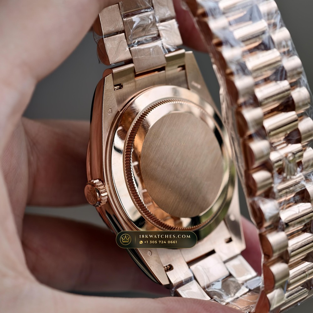 Rolex Day-Date 40 Graduated Slate-Grey Ombre Sunray Dial 18K Everose Gold Ref. 228235 — Studio Gallery Plate VI in 18K Rose Gold Au750 (210.7g Verified Mass, Rolex Manufacture Cal. 3255 - 70h Power Reserve)