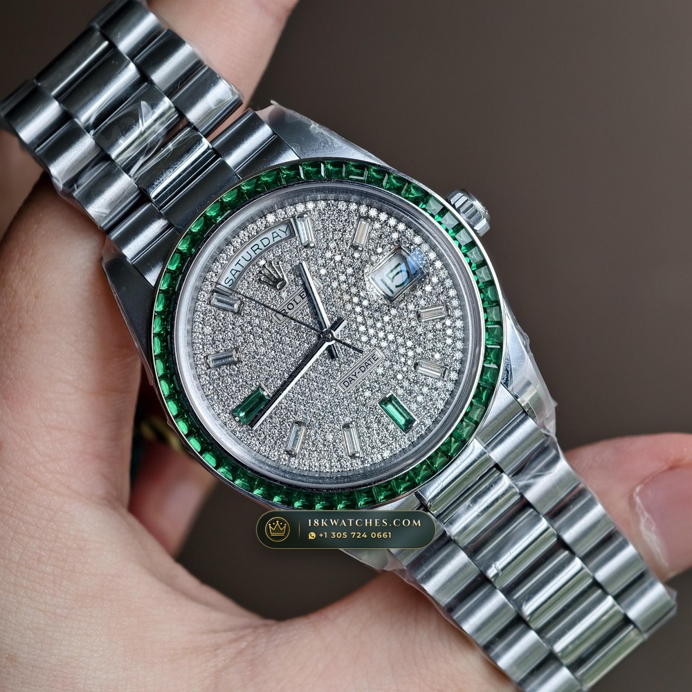 Rolex Day-Date 40 Baguette Emerald Bezel 950 Platinum Ref. 228396TEM — Studio Gallery Plate II in 950 Platinum Pt950 (280.7g Verified Mass, Rolex Manufacture Cal. 3255 - 70h Power Reserve)