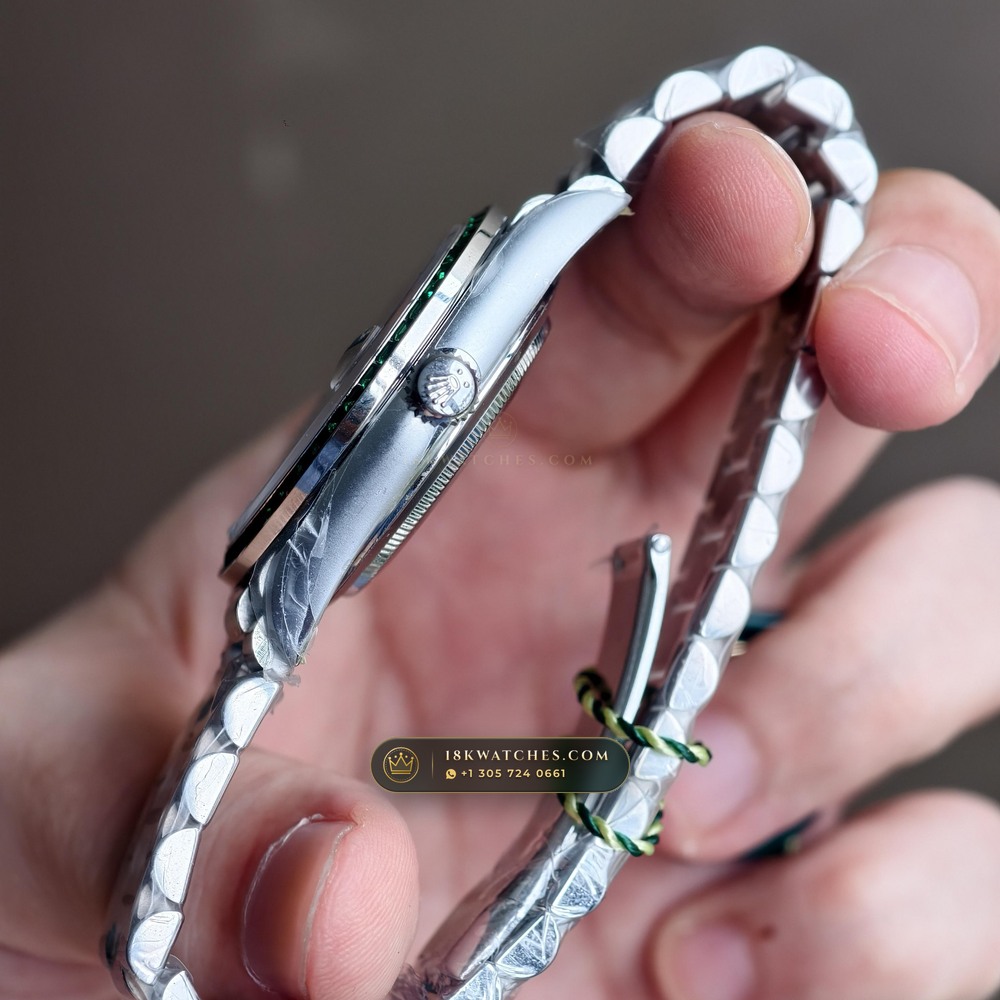 Rolex Day-Date 40 Baguette Emerald Bezel 950 Platinum Ref. 228396TEM — Studio Gallery Plate VIII in 950 Platinum Pt950 (280.7g Verified Mass, Rolex Manufacture Cal. 3255 - 70h Power Reserve)