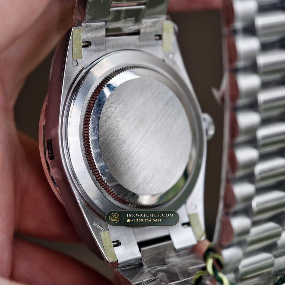 Rolex Day-Date 40 Baguette Emerald Bezel 950 Platinum Ref. 228396TEM — Studio Gallery Plate IX in 950 Platinum Pt950 (280.7g Verified Mass, Rolex Manufacture Cal. 3255 - 70h Power Reserve)