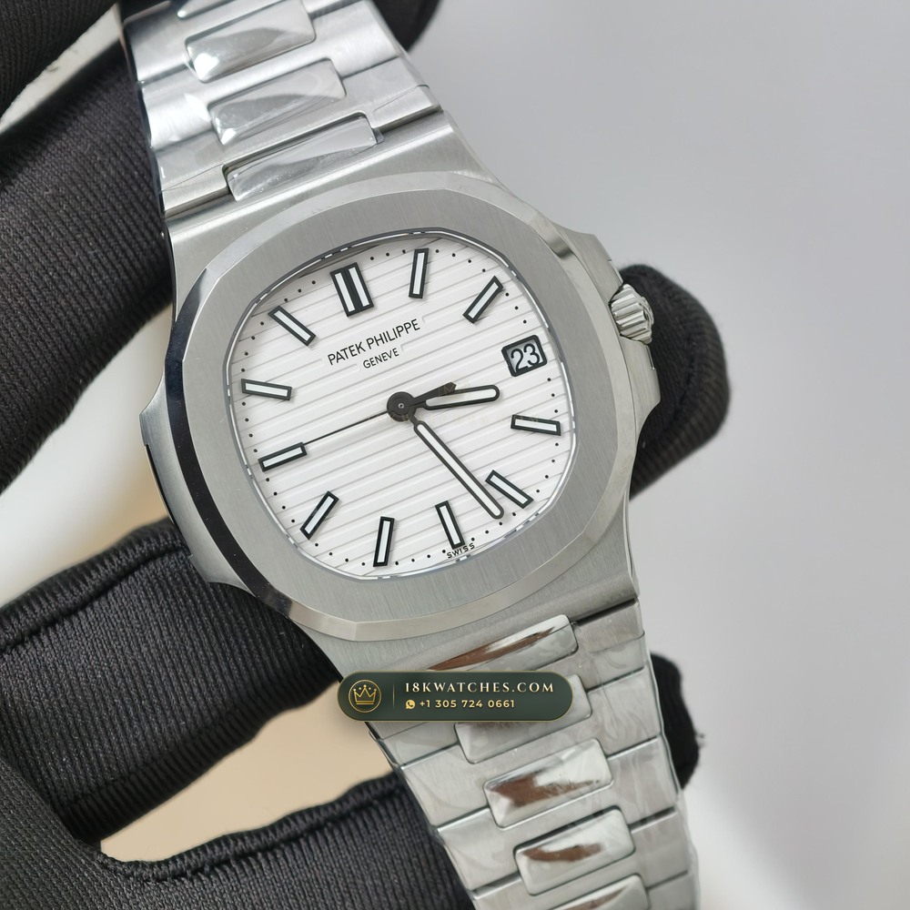 Patek Philippe Nautilus Self-Winding Custom SW Dial Free-Sprung Calibre Ref. 5711/1A-011 — Studio Gallery Plate II in 904L Stainless Steel Custom Architecture (115.4g Verified Mass, Patek Philippe Cal. 26-330 S C / Cal. 324 S C - 21K Gold Rotor)