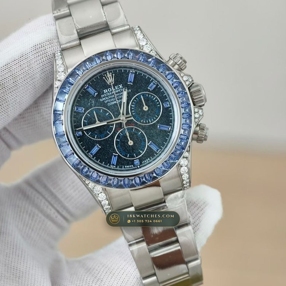 Rolex Cosmograph Daytona Off-Catalogue Blue Sapphire Bezel & Obsidian Dial 18K White Gold Ref. 126599TSA — Studio Gallery Plate II in 18K White Gold Au750 (216.7g Verified Mass, Rolex Manufacture Cal. 4131 - 72h Power Reserve)
