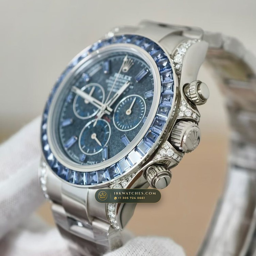 Rolex Cosmograph Daytona Off-Catalogue Blue Sapphire Bezel & Obsidian Dial 18K White Gold Ref. 126599TSA — Studio Gallery Plate IV in 18K White Gold Au750 (216.7g Verified Mass, Rolex Manufacture Cal. 4131 - 72h Power Reserve)