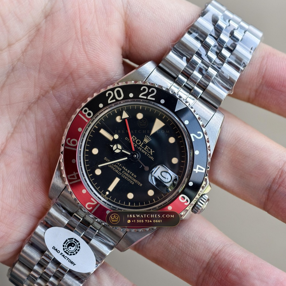 Rolex GMT-Master Vintage Coke Red & Black Bezel Ref. 1675 — Studio Gallery Plate II in 904L Stainless Steel Custom Architecture (114.2g Verified Mass, Rolex Vintage Automatic Calibre)
