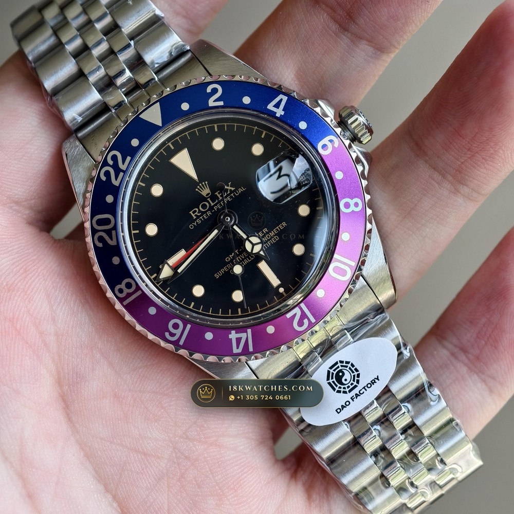 Rolex GMT-Master Vintage Ref. 1675 — Studio Gallery Plate II in 904L Stainless Steel Custom Architecture (113.9g Verified Mass, Rolex Vintage Automatic Calibre)
