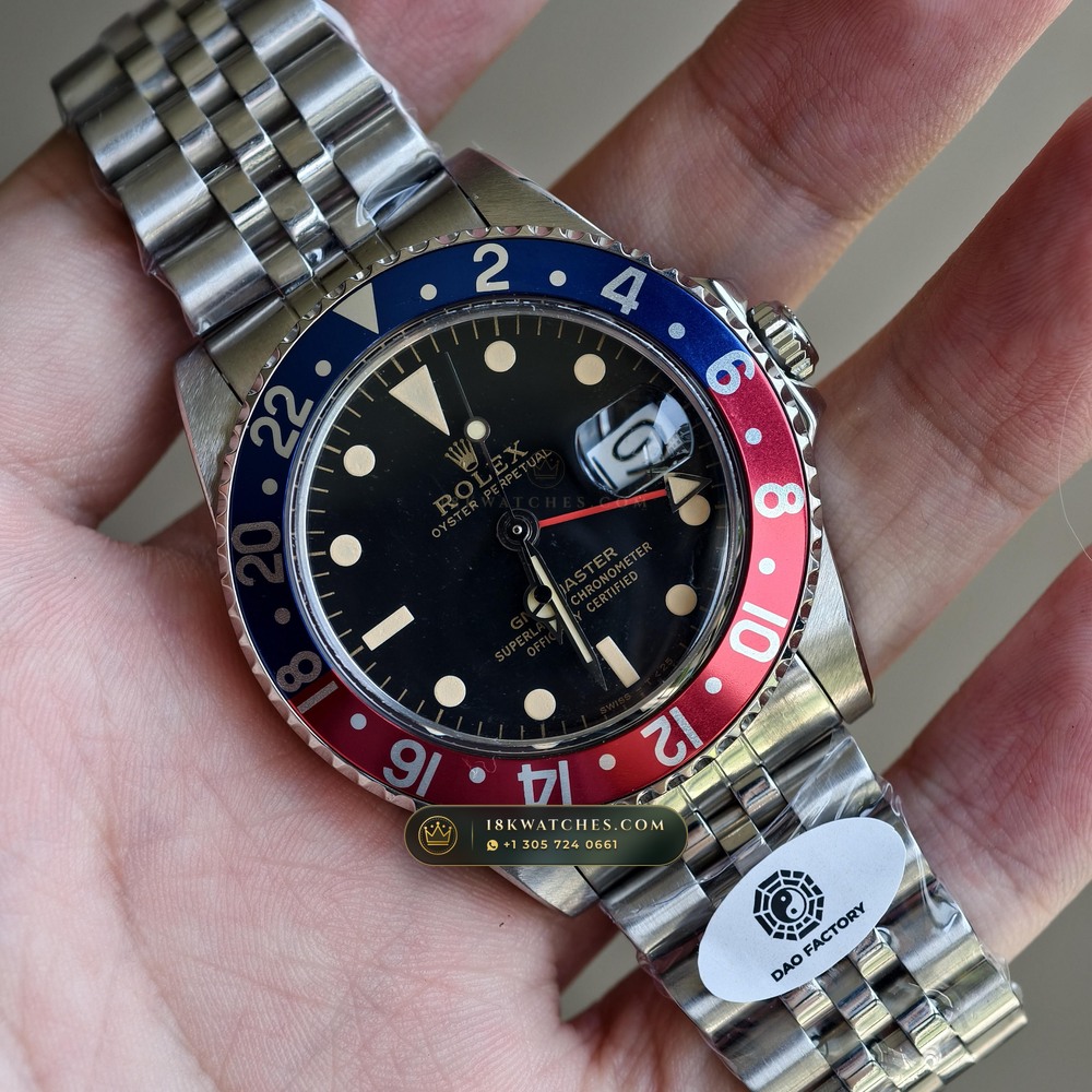 Rolex GMT-Master Vintage Pepsi Red & Blue Cerachrom Ref. 1675 — Studio Gallery Plate II in 904L Stainless Steel Custom Architecture (113.6g Verified Mass, Rolex Vintage Automatic Calibre)
