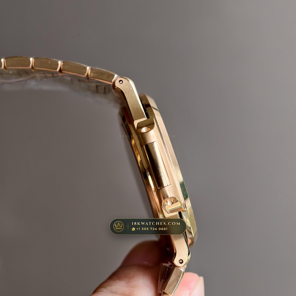 Patek Philippe Nautilus Self-Winding 18K Rose Gold Ref. 5711/1R-001 — Studio Gallery Plate IV in 18K Rose Gold Au750 (186.3g Verified Mass, Patek Philippe Cal. 26-330 S C / Cal. 324 S C - 21K Gold Rotor)