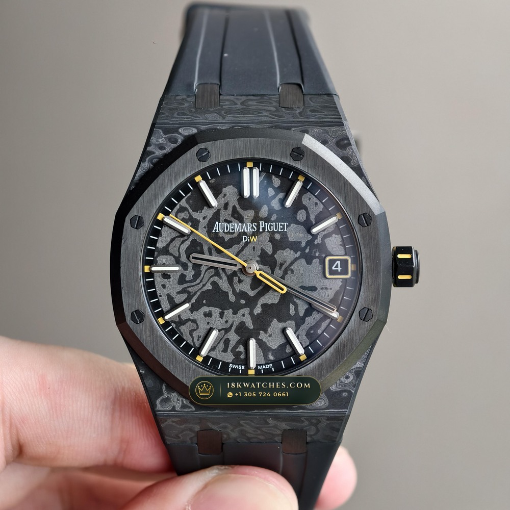 Audemars Piguet Royal Oak Selfwinding 41mm DiW Carbon Voidline Edition Ref. 15500