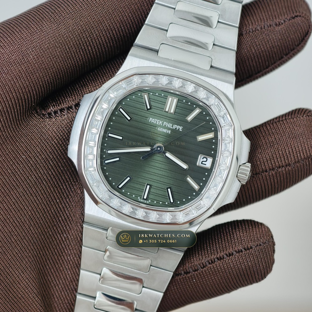Patek Philippe Nautilus Self-Winding Diamond-Set Bezel Ref. 5711/1300A-001 — Studio Gallery Plate III in 904L Stainless Steel Custom Architecture (118.2g Verified Mass, Patek Philippe Cal. 26-330 S C / Cal. 324 S C - 21K Gold Rotor)