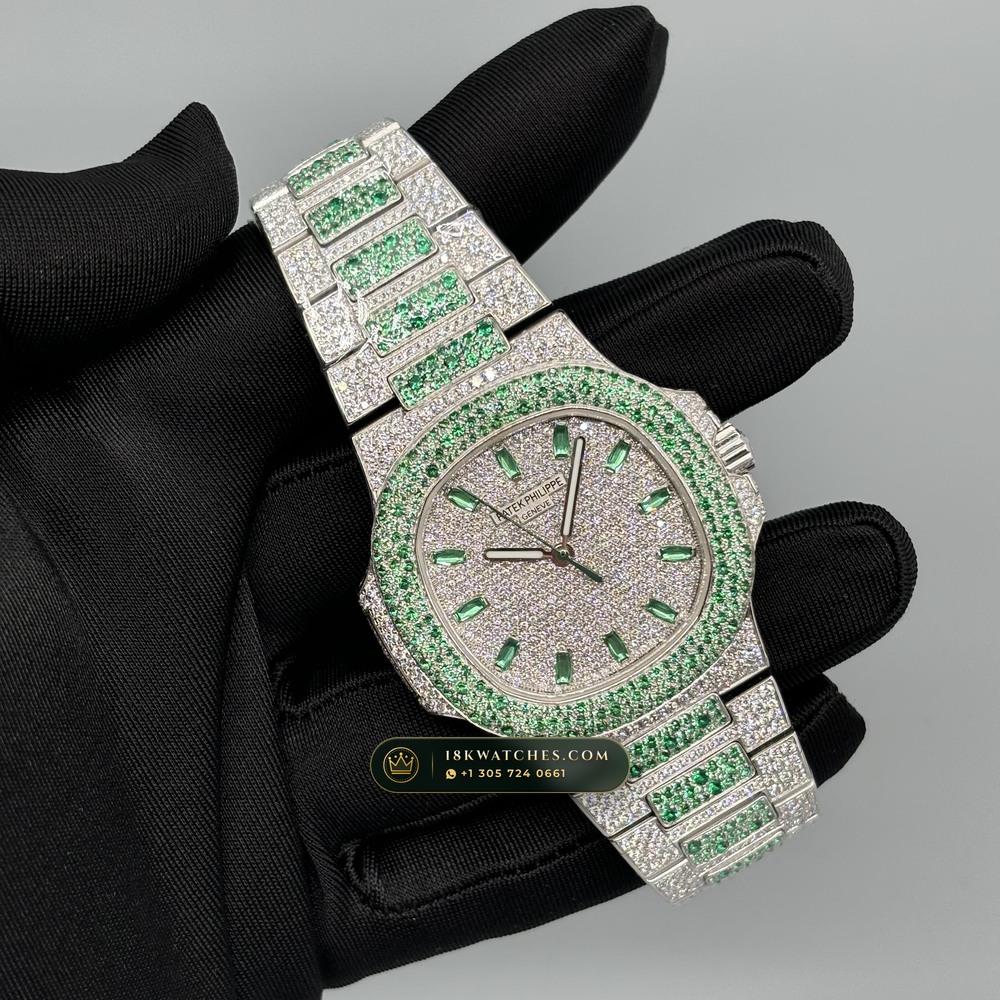 Patek Philippe Nautilus Self-Winding 40mm Baguette Emerald & Diamond Edition Ref. 5711/113P-001 — Studio Gallery Plate VIII in 904L Stainless Steel Custom Architecture (114.9g Verified Mass, Patek Philippe Cal. 26-330 S C / Cal. 324 S C - 21K Gold Rotor)