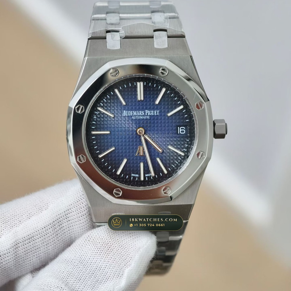 Audemars Piguet Royal Oak Jumbo Extra-Thin 39mm Ref. 15202IP.OO.1240IP.01