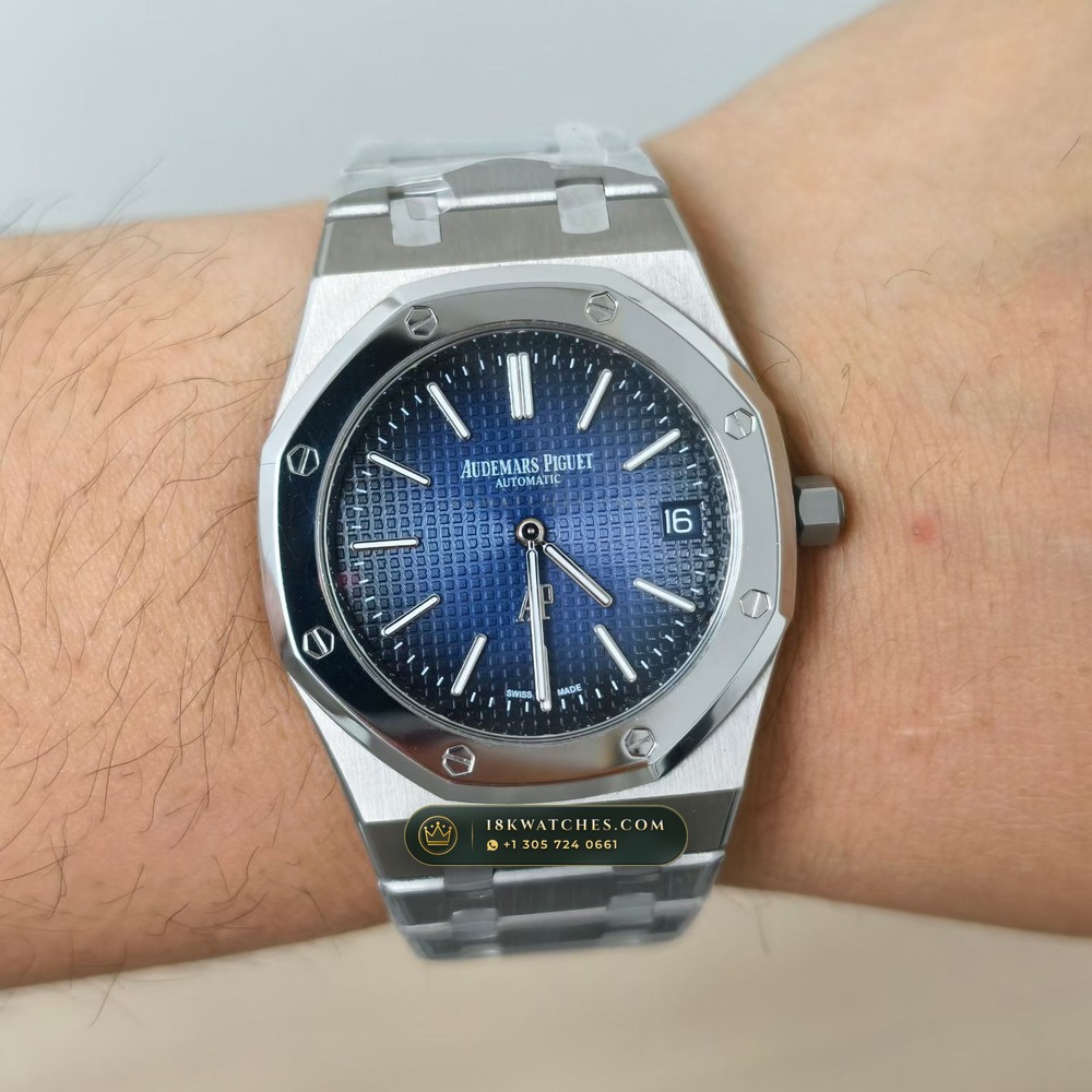 Audemars Piguet Royal Oak Jumbo Extra-Thin 39mm Ref. 15202IP.OO.1240IP.01 — Studio Gallery Plate VIII in Grade 5 Titanium Monobloc (93.6g Verified Mass, Audemars Piguet Cal. 2121 Ultra-Thin)