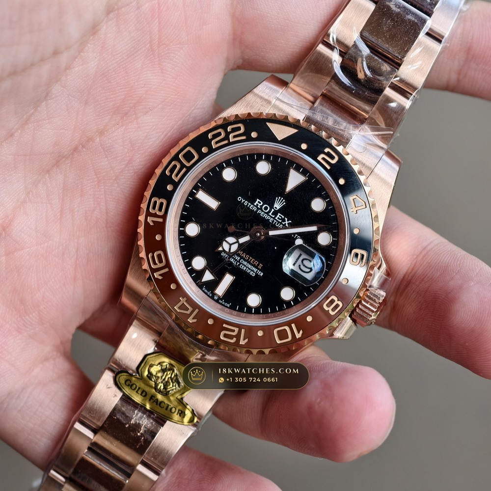 Rolex GMT-Master II 18K Everose Gold Ref. 126715CHNR — Studio Gallery Plate III in 18K Rose Gold Au750 (225.5g Verified Mass, Rolex Manufacture Cal. 3285 - 70h Power Reserve)
