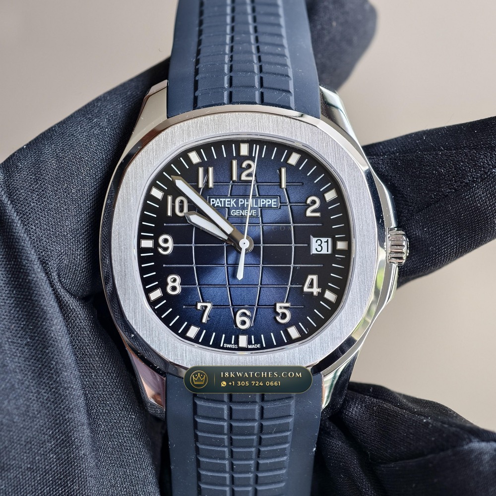 Patek Philippe Aquanaut Jumbo 42.2mm 18K White Gold Ref. 5168G-001