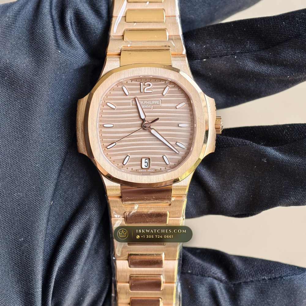 Patek Philippe Nautilus Ladies Automatic 18K Rose Gold Ref. 7118/1R-010