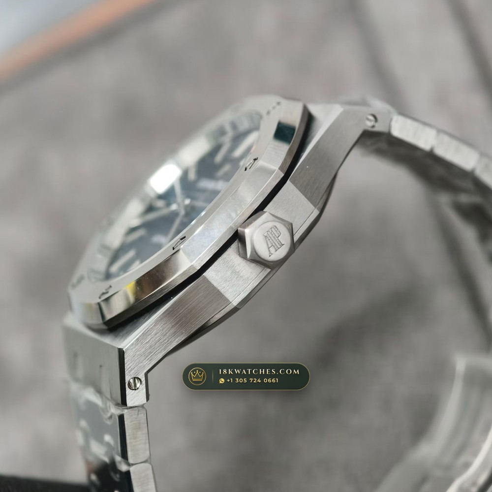 Audemars Piguet Royal Oak Selfwinding 37mm Custom Tapestry Dial Deep Crystal Optics Ref. 15450ST — Studio Gallery Plate V in 904L Stainless Steel Custom Architecture (132.6g Verified Mass, Audemars Piguet Cal. 3120 / Cal. 5900)