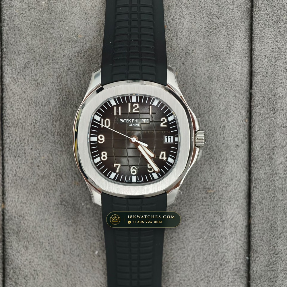 Patek Philippe Aquanaut Extra-Large Self-Winding Custom SW Dial 22K Gold Rotor Ref. 5167A