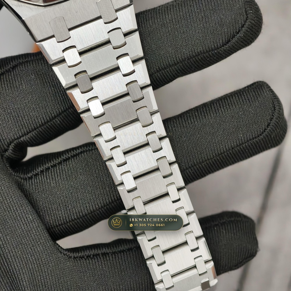 Audemars Piguet Royal Oak Jumbo Extra-Thin 39mm Custom Tapestry Dial Ref. 15202ST — Studio Gallery Plate VII in 904L Stainless Steel Custom Architecture (103.4g Verified Mass, Audemars Piguet Cal. 2121 Ultra-Thin)