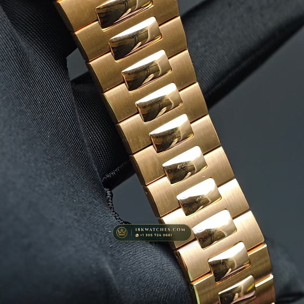 Patek Philippe Cubitus Self-Winding 18K Rose Gold Ref. 7128/1R-001 — Studio Gallery Plate VII in 18K Rose Gold Au750 (188.0g Verified Mass, Patek Philippe Cal. 26-330 S C)