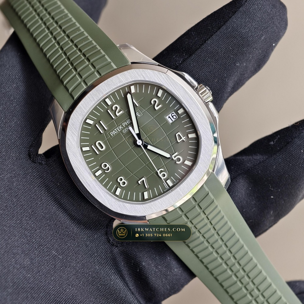 Patek Philippe Aquanaut Jumbo 42.2mm 18K White Gold Sapphire Caseback Spec Ref. 5168G — Studio Gallery Plate II in 18K White Gold Au750 (120.4g Verified Mass, Patek Philippe Cal. 324 S C - 21K Gold Rotor)
