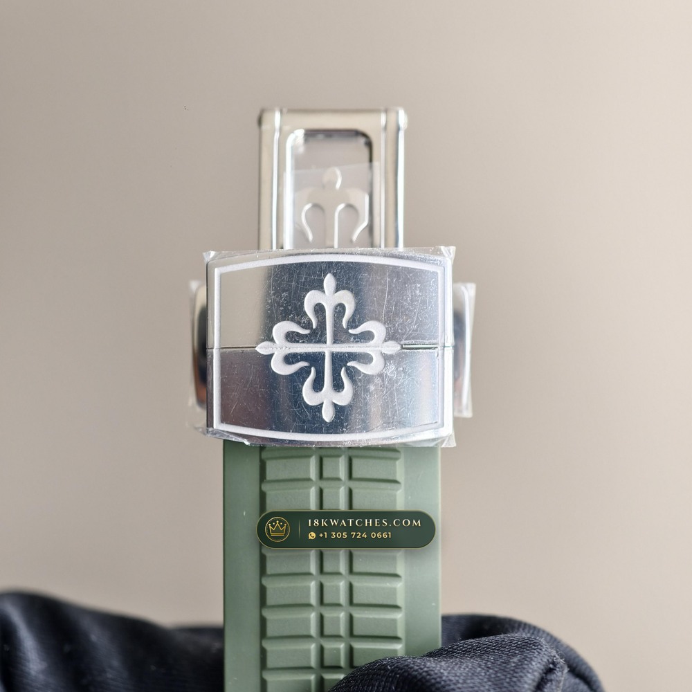 Patek Philippe Aquanaut Jumbo 42.2mm 18K White Gold Sapphire Caseback Spec Ref. 5168G — Studio Gallery Plate VIII in 18K White Gold Au750 (120.4g Verified Mass, Patek Philippe Cal. 324 S C - 21K Gold Rotor)