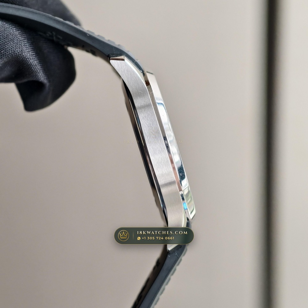 Patek Philippe Aquanaut Extra-Large Self-Winding Chronometer Regulated Spec Ref. 5167A — Studio Gallery Plate IV in 904L Stainless Steel Custom Architecture (79.3g Verified Mass, Patek Philippe Cal. 324 S C - 21K Gold Rotor)