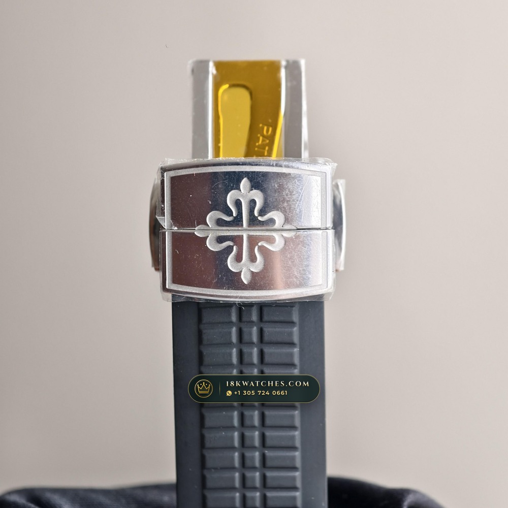 Patek Philippe Aquanaut Extra-Large Self-Winding Chronometer Regulated Spec Ref. 5167A — Studio Gallery Plate VI in 904L Stainless Steel Custom Architecture (79.3g Verified Mass, Patek Philippe Cal. 324 S C - 21K Gold Rotor)