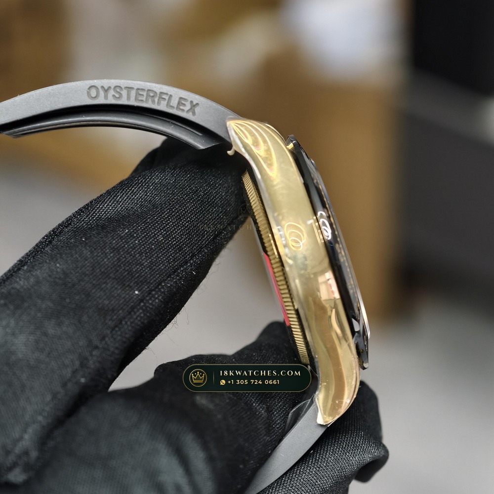 Rolex Cosmograph Daytona 18K Yellow Gold Deep Crystal Optics Ref. 116518LN — Studio Gallery Plate V in 18K Yellow Gold Au750 (160.7g Verified Mass, Rolex Manufacture Cal. 4130 - 72h Power Reserve)