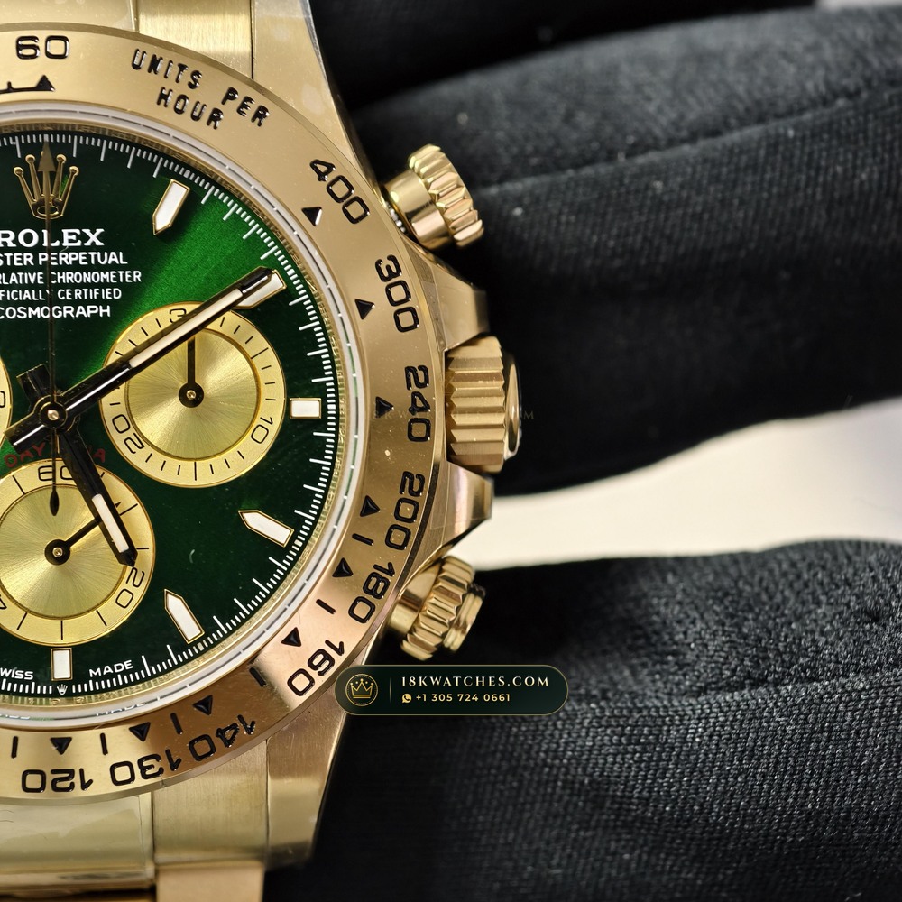 Rolex Cosmograph Daytona 18K Yellow Gold Deep Crystal Optics Ref. 126508 — Studio Gallery Plate IV in 18K Yellow Gold Au750 (216.9g Verified Mass, Rolex Manufacture Cal. 4131 - 72h Power Reserve)