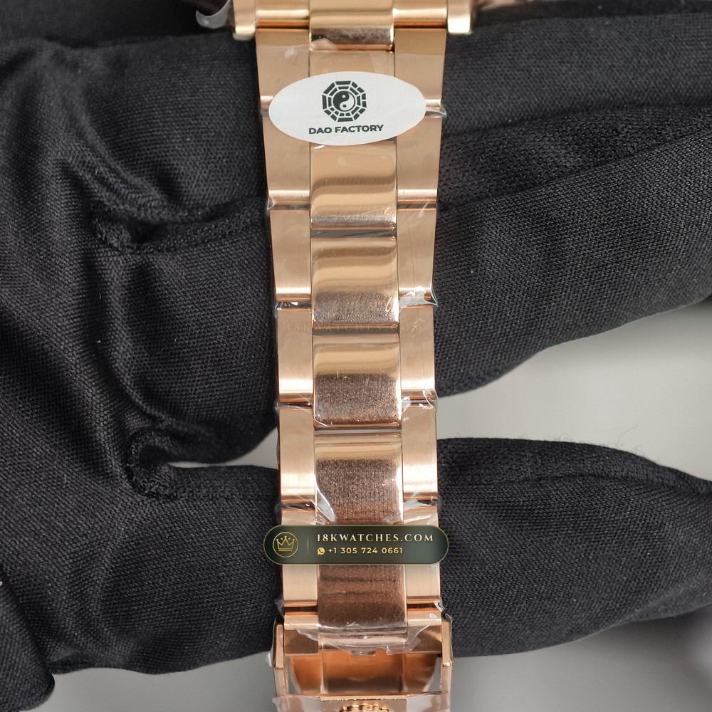 Rolex Cosmograph Daytona 18K Everose Gold Geneva Atelier Spec Ref. 116505 — Studio Gallery Plate V in 18K Rose Gold Au750 (216.6g Verified Mass, Rolex Manufacture Cal. 4130 - 72h Power Reserve)